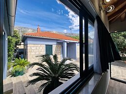 Luxury villa complex Pendolino with heated pool and jacuzzi