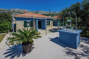 Luxury villa complex Pendolino with heated pool and jacuzzi