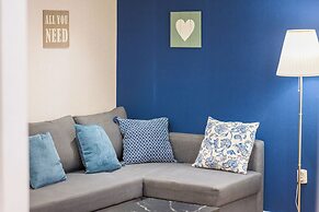 happy home Budapest BLUE