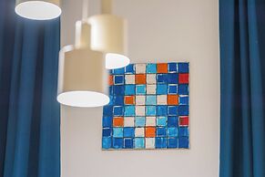 happy home Budapest BLUE