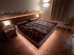Stella Alpina Suite