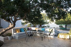 Villa Kamara Santorini