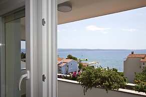 Apartment Topic near Beach