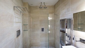 Rental In Rome Cosmopolitan Hi-tech Luxury Apartment