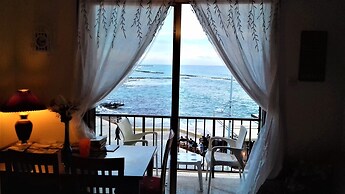 777 Beach Guesthouse