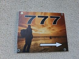 777 Beach Guesthouse