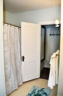 John Henry Bed & Breakfast