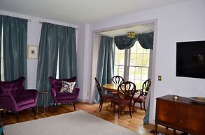 John Henry Bed & Breakfast