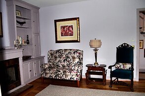 John Henry Bed & Breakfast