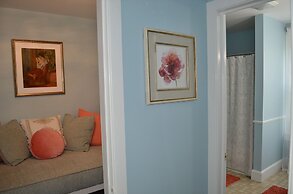 John Henry Bed & Breakfast