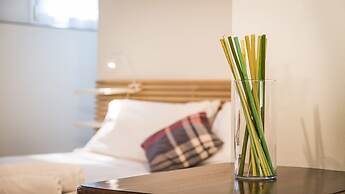 Rental In Rome Trastevere White Apartment