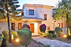3 bedroom Villa Pera 12 with 10x5m private pool, within walking distan