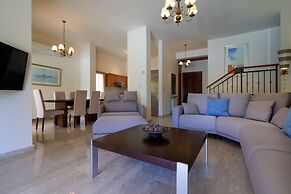 3 bedroom Villa Lara 11 with 10x5m private pool, within walking distan