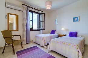 3 bedroom Villa Anarita 64 with private L-shaped pool, beautiful garde