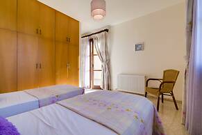 3 bedroom Villa Anarita 64 with private L-shaped pool, beautiful garde