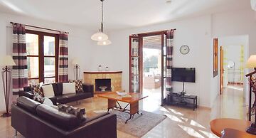 3 bedroom Villa Tala 67 with private pool and golf course views, Great