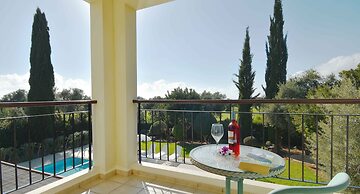3 bedroom Villa Tala 67 with private pool and golf course views, Great