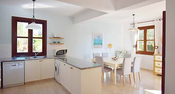 3 bedroom Villa Tala 67 with private pool and golf course views, Great