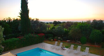 3 bedroom Villa Tala 67 with private pool and golf course views, Great