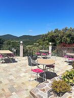 Villa Nais