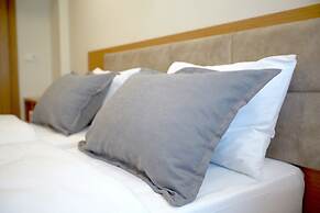 Kartal Palace Taksim Square