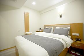 Kartal Palace Taksim Square