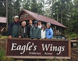 Eagles Wings Wilderness Lodge
