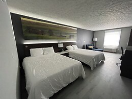 Luxor Inn & Suites, a Travelodge by Wyndham