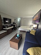 Luxor Inn & Suites, a Travelodge by Wyndham