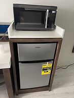 Luxor Inn & Suites, a Travelodge by Wyndham