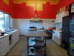Backpack City And Surf Hostel