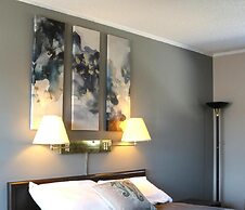 Coastal Inn Kingfisher