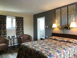 Coastal Inn Kingfisher