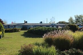 Coastal Inn Kingfisher