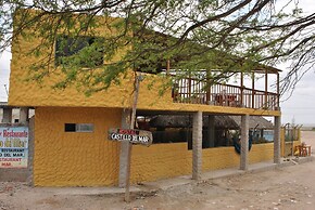 Hostal Castillo Del Mar - Hostel