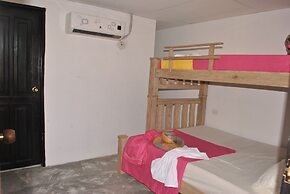 Hostal Castillo Del Mar - Hostel