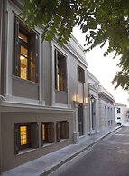 Tripodon Plaka in the shade of Acropolis by GHH