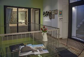 Tripodon Plaka in the shade of Acropolis by GHH