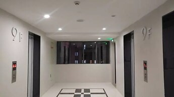 Shenzhen Soho Service Apartment