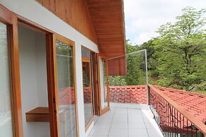 CRParaiso Main House