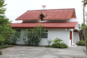 CRParaiso Main House