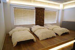 The Gate Casa Familiar