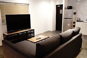 The Gate Casa Familiar