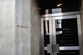 The Gate Casa Familiar