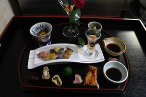 Yufuin Sanso Waremokou