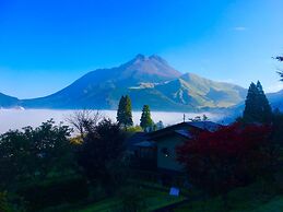 Yufuin Sanso Waremokou