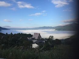 Yufuin Sanso Waremokou