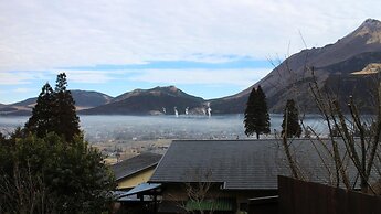 Yufuin Sanso Waremokou