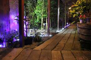 Yufuin Sanso Waremokou