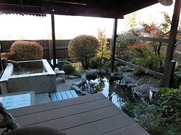 Yufuin Sanso Waremokou